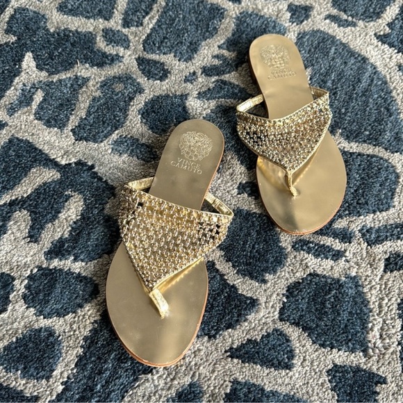 Vince Camuto Gold Beaded Flat Sandals/Slides Sz 7 - Picture 1 of 6